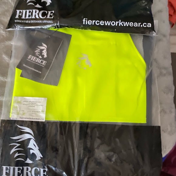 Men’s xl rain work gear! Top of the line still in package - Picture 2 of 2